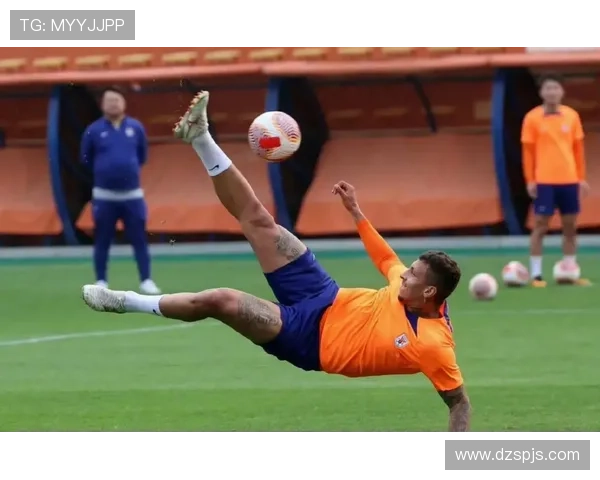 罗德里戈:家庭支持助力其勇敢追梦,展现出坚韧不拔的精神状态 罗德里戈:家庭支持助力其勇敢追梦,展现出坚韧不拔的精神状态