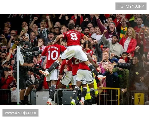 滕哈赫的防守策略助曼联重振士气,迎战劲敌状态稳健